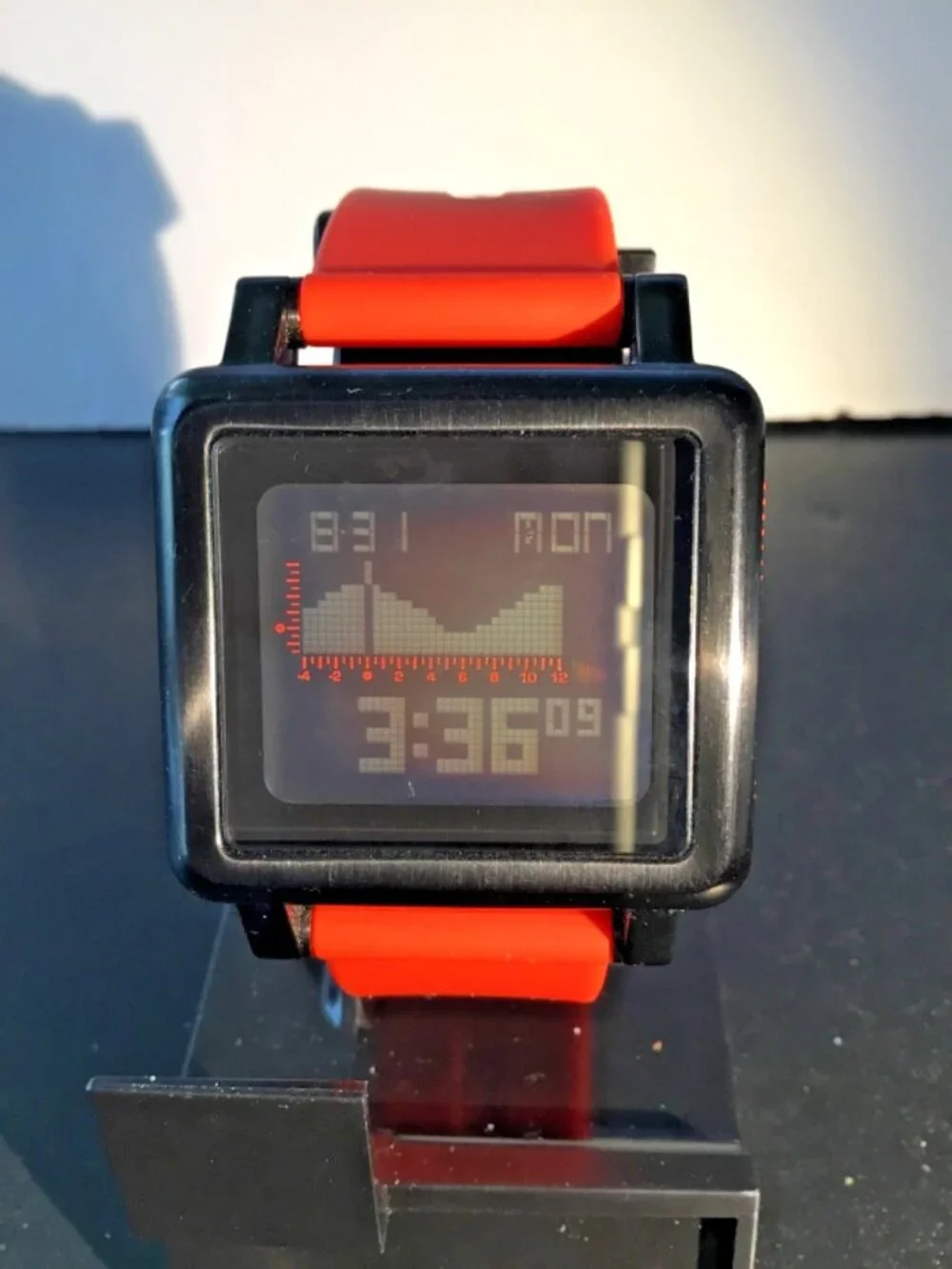 Nixon “life Aquatic / The Housing” Digital Watch – Great Shape – New Battery